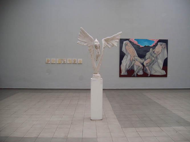 gallery_view_center